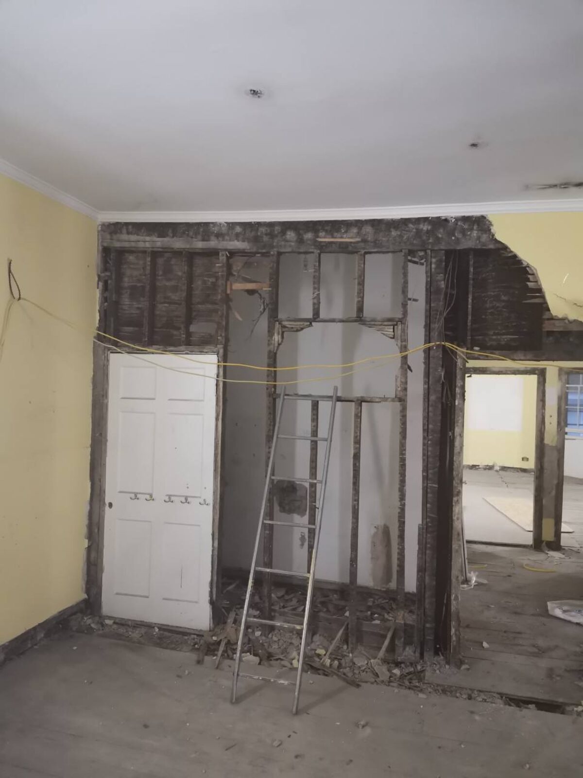 Removal of Burnt Wall Frame and Insertion of Metal Beam — Edinburgh